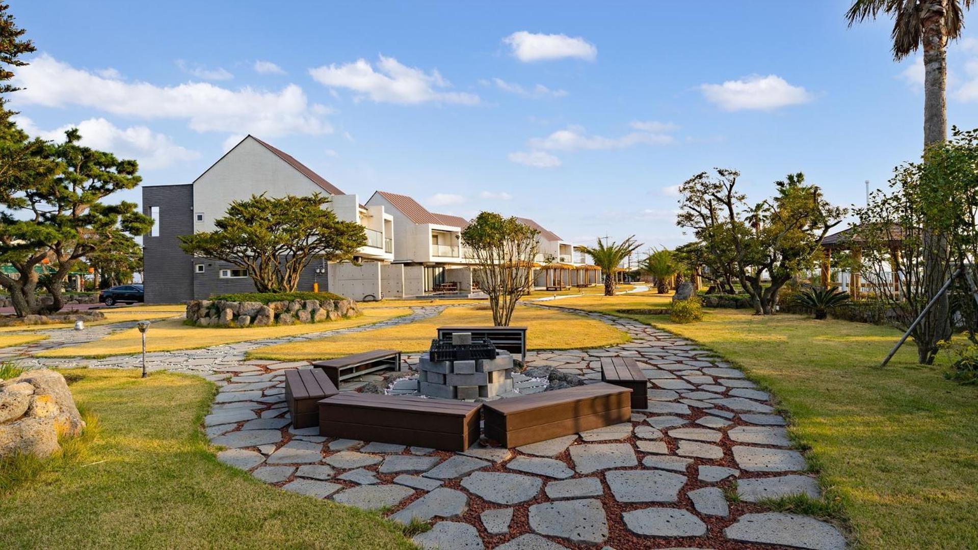 Jeju Badayeon Villa Seogwipo Ngoại thất bức ảnh